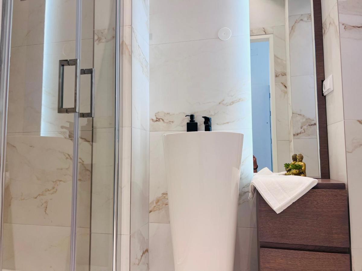 Zeus Design Apartment Schlosspark Schoenbrunn เวียนนา ภายนอก รูปภาพ