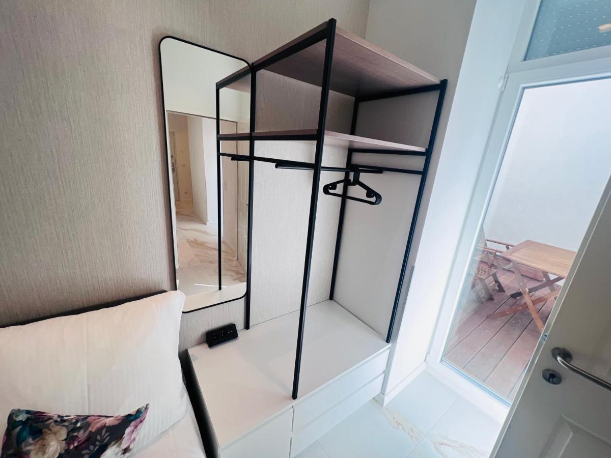 Zeus Design Apartment Schlosspark Schoenbrunn เวียนนา ภายนอก รูปภาพ