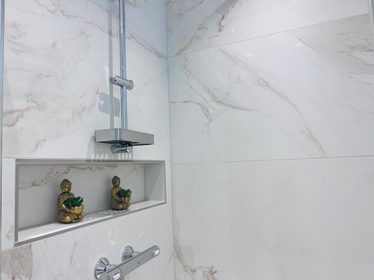 Zeus Design Apartment Schlosspark Schoenbrunn เวียนนา ภายนอก รูปภาพ