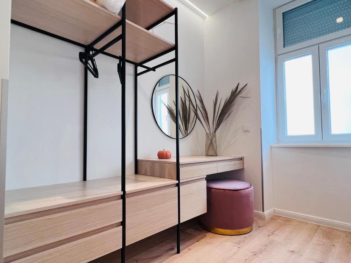Zeus Design Apartment Schlosspark Schoenbrunn เวียนนา ภายนอก รูปภาพ